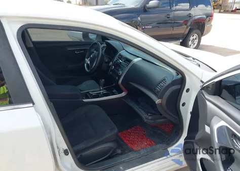 2014 Nissan Altima 2.5 S z USA, uszkodzony, nr VIN 1N4AL3AP7EN357569